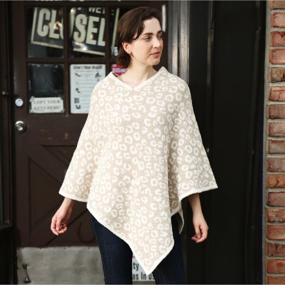 COPY - WOMENS BEIGE LEOPARD PRINT LUXURY SOFT PONCHO - OS - Picture 3 of 10